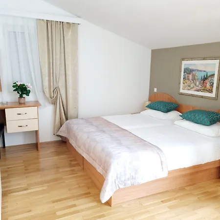 Apartment Lanterna *