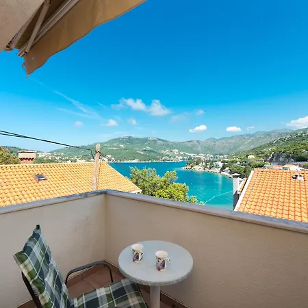 Apartment Lanterna *