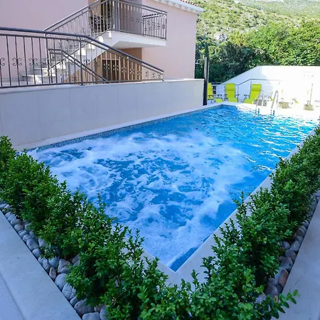 Apartment Lanterna *