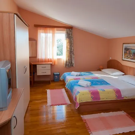 Lanterna * Zaton (Dubrovnik-Neretva)