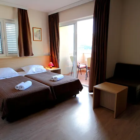 Lanterna * Zaton (Dubrovnik-Neretva)