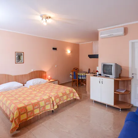 Apartman Lanterna *