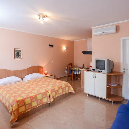 Apartment Lanterna Zaton (Dubrovnik-Neretva)